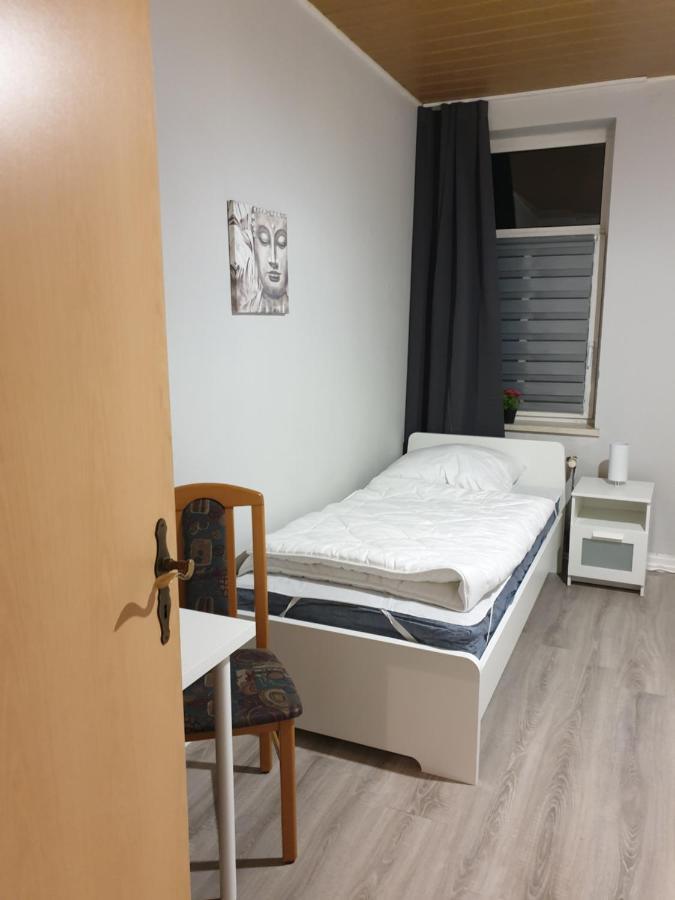 Fewo Nina 3 - Monteurwohnung Weißenfels Exterior foto